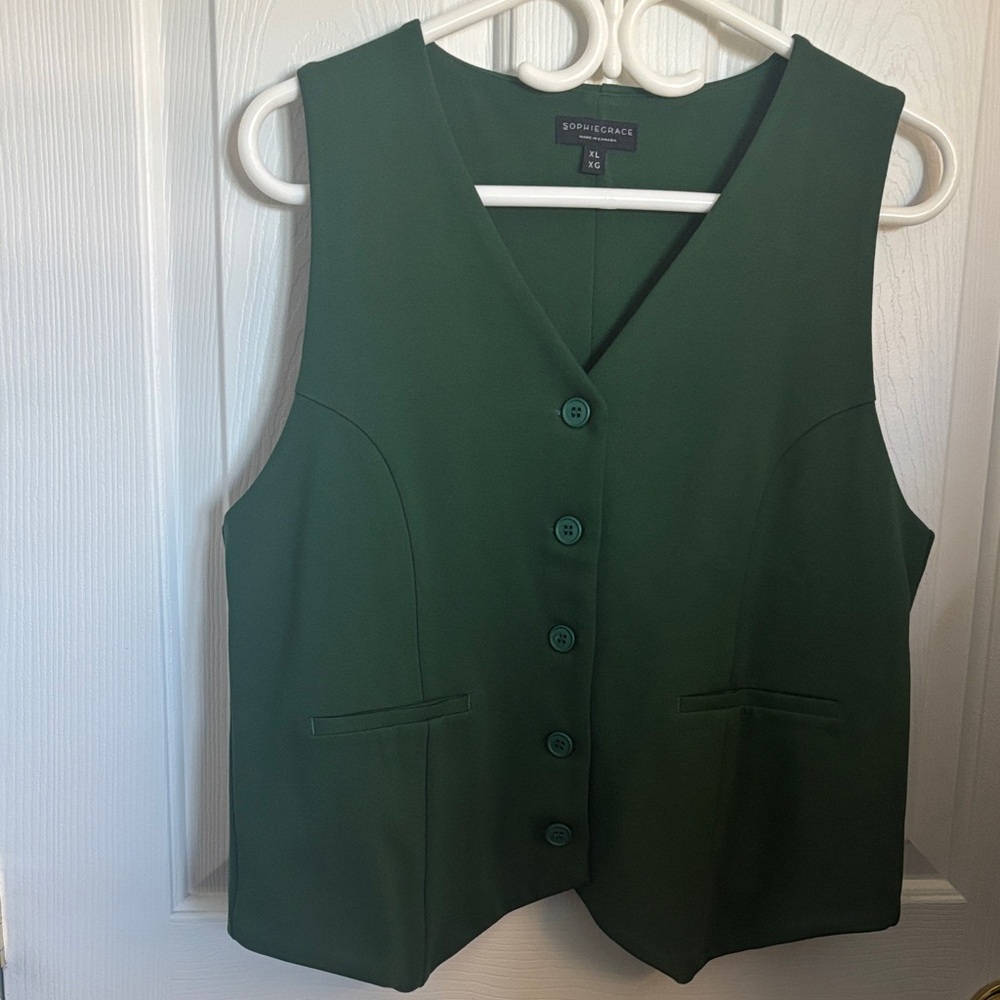 Sophia Grâce Green Button-Up Vest